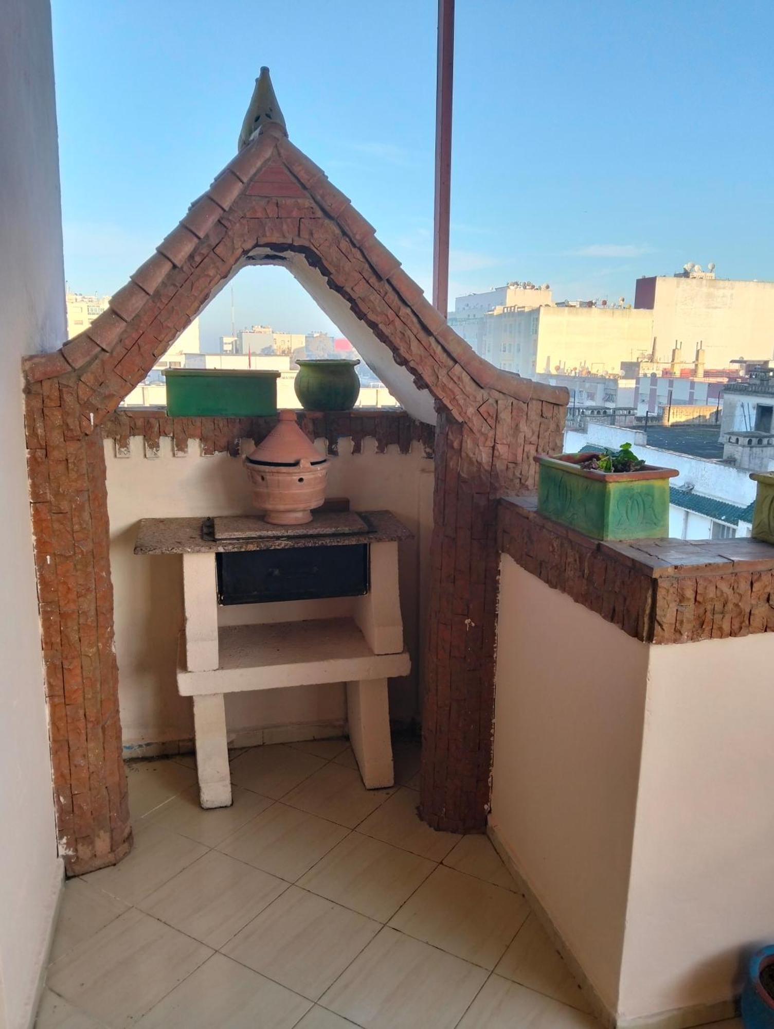 Appart Najia Au Centre Kenitra Avec Grande Terrasse Bagian luar foto